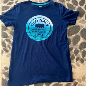 Boys short sleeve shirt size large (10-12) color blue